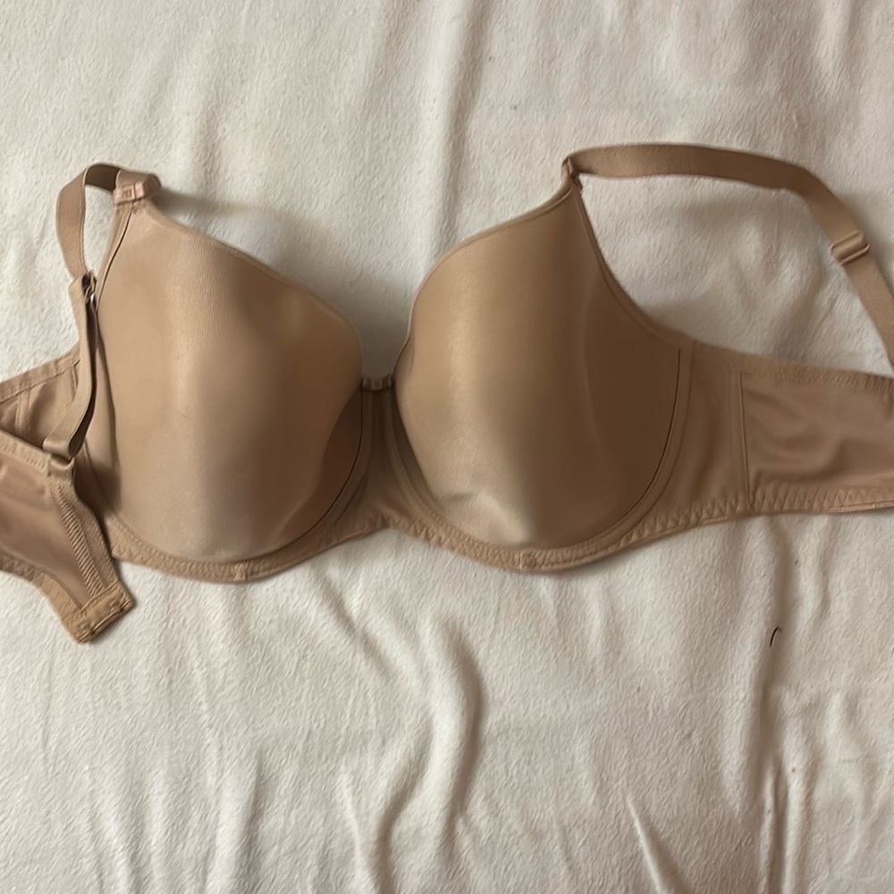 Fantasie bra like new , never worn only tried on size 34F